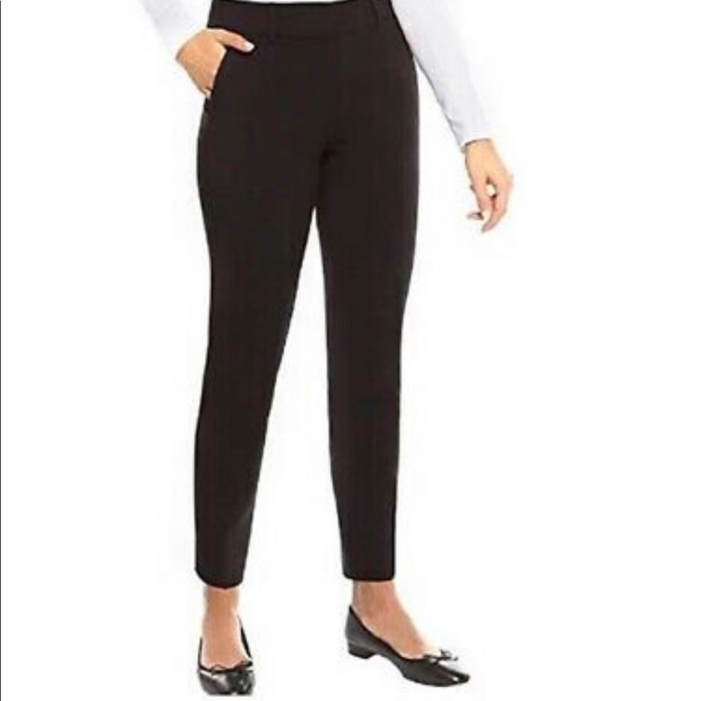 NWT Kirkland Signature Ladies' Ankle Pant